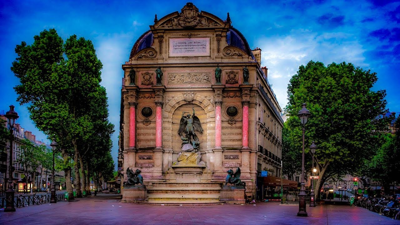 Place Saint-Michel